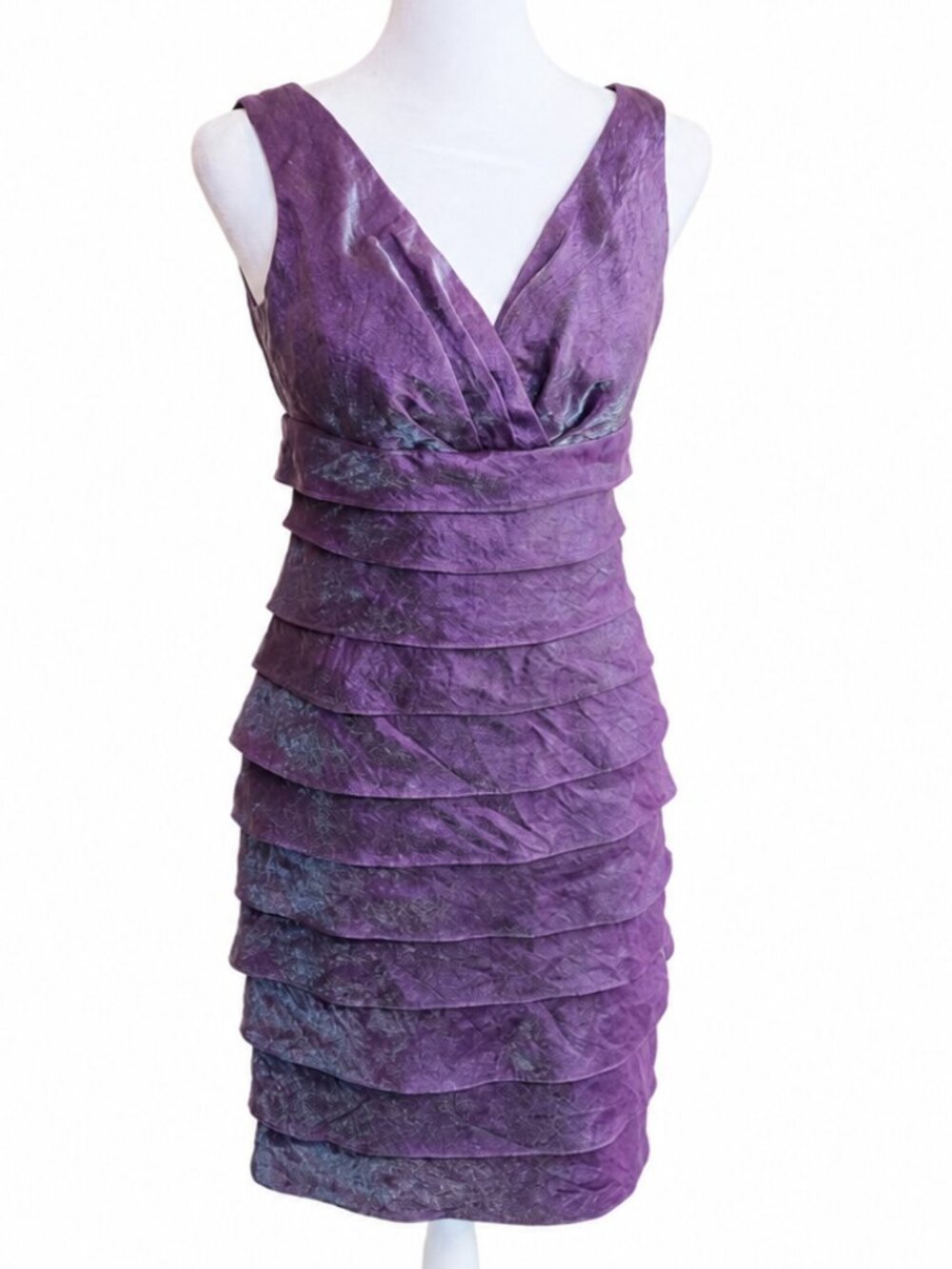 London Times Purple Metallic Tiered Ruffle Cocktail Dress Size 6 Shimmer V-Neck